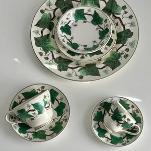 England Wedgwood of Etruria Barlaston Napoleon Ivy China Cup Saucer Bread Plate Salad Plate Dinner Plate ~Choice~