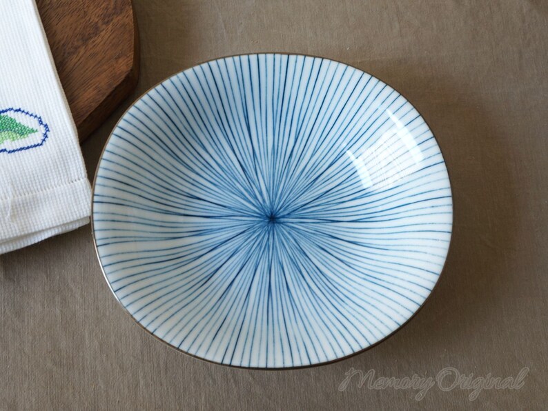 Vintage \u6e05\u79c0 Kiyohide Kiln Arita Ware Floral Blue And White Ceramic Bowl Made in Japan