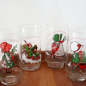 Set of 4 Vintage Holly Hobbie Coca Cola Holiday Christmas Glass Tumblers Glasses