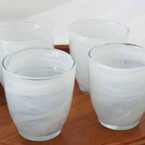 Set of 4 White Swirl Thick Glasses Tumblers Wine Glasses