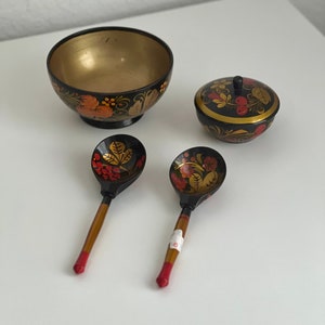 ロシア産　ホフロマ塗り　ボウルとスプーンのセット Russian bowl spoon - Etsy 日本