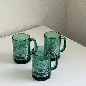 Set of 3 Vintage 1993 Currier & Ives Green Holiday Glass Mugs