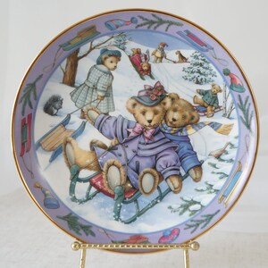 Royal Doulton Fine Bone China Teddy Bear Sledding Collectible Plate Franklin Mint Heirloom