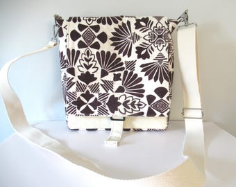 Canvas Messenger Bag: Crossbody Travel Bag with 9 Pockets