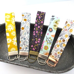 Keychain Wristlet, Wristlet Keychain, Key Fob, Wrist Lanyard, Floral Keychain, Floral Key Fob, Black and White Wristlet, Boho Key Fob