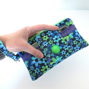Wristlet Wallet, Flowered Fabric Wristlet, Wristlet Purse, Phone Wristlet, Colorful Wristlet, purple Wristlet, College Gift, Gift Under 25