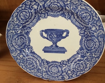 Decorative collectable plate  Produced by Spode to celebrate 150years of the production the 'Warwick' Vase 60