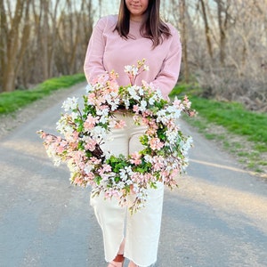 Pink and White Cottage Style Spring Floral Wreath for Front Door, Mini Flower Blossoms Wreath, Floral Mothers Day Gift Entryway Wall Decor image 10