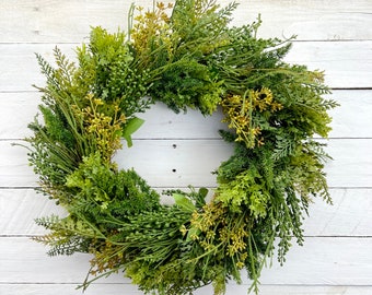 Everyday Fern Wreath For Front Door, Year Round Greenery Wreath, Artificial Fern Wall Decor for Entryway, Modern Housewarming Gift for Home