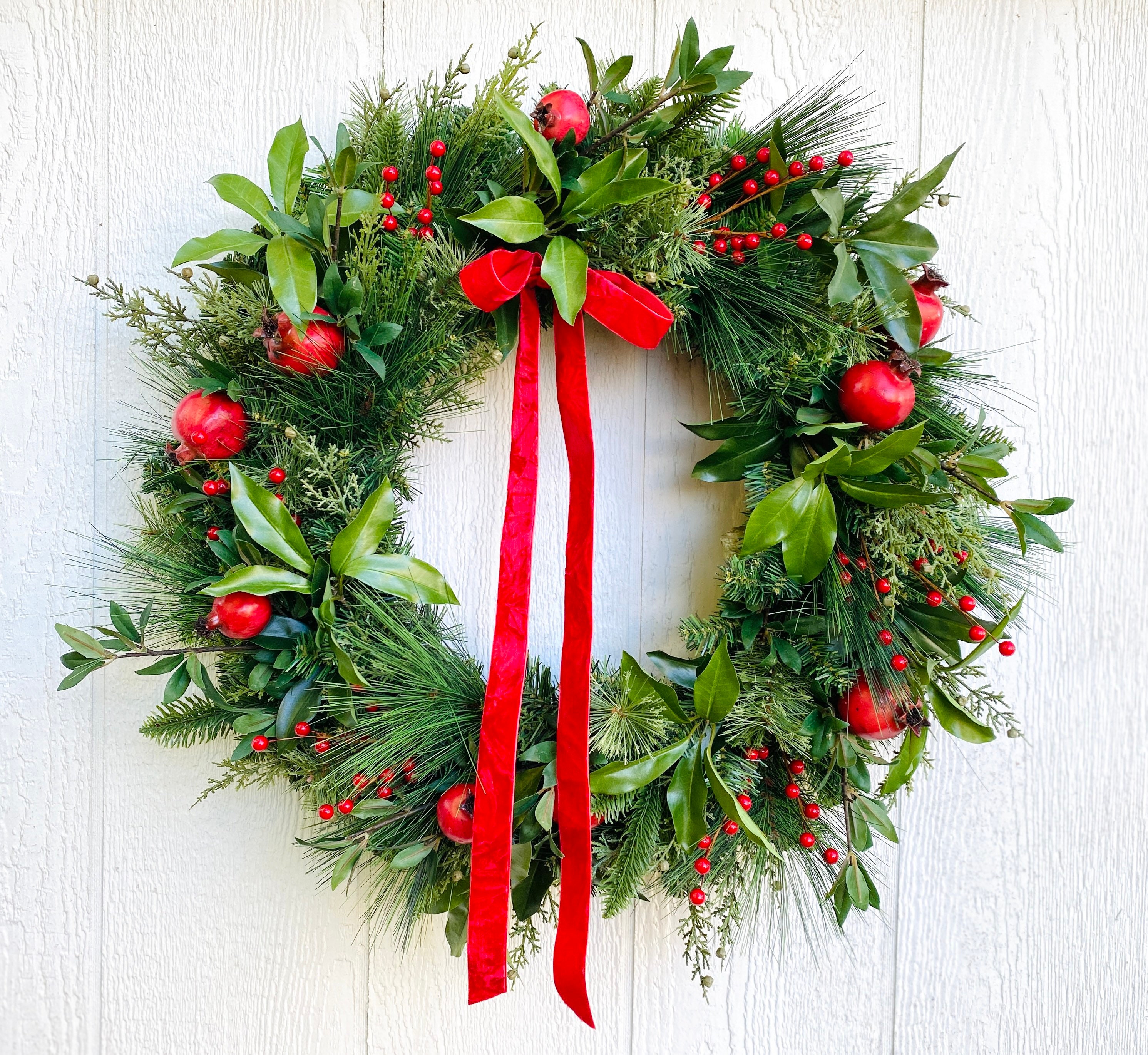 24 inch Pine leaves Red Berry Pomegranate Christmas Artificial wreath decoration 
