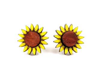 Sunflower Wooden Stud, with 6mm Center