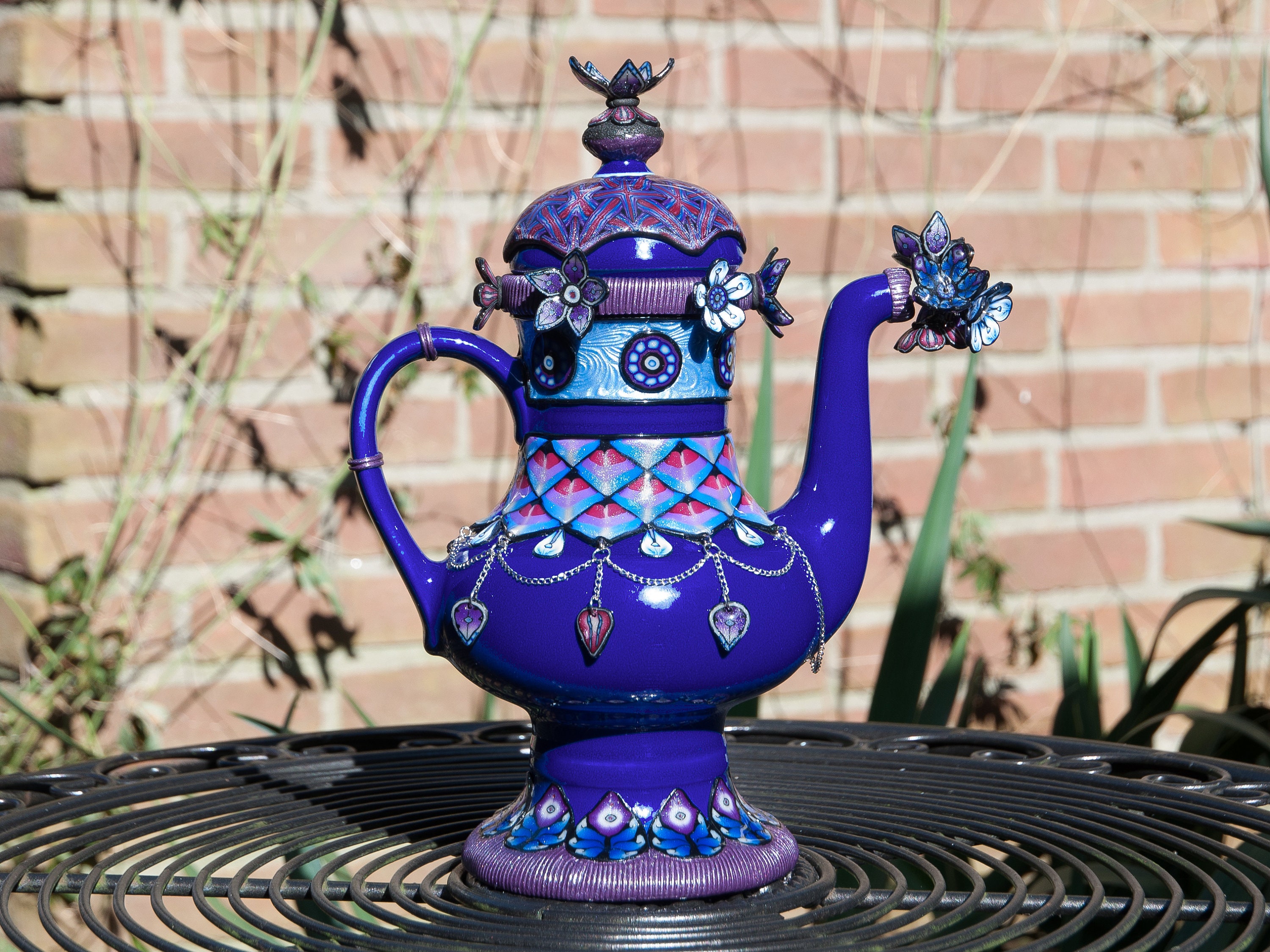 Unique Teapots 