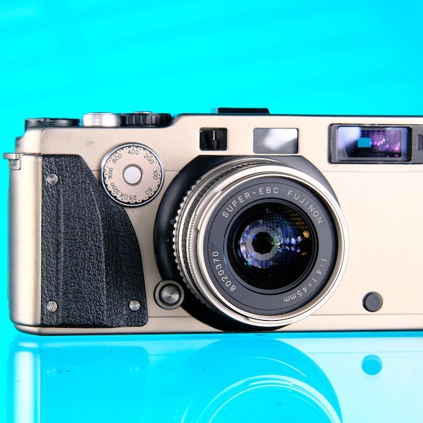 Fujifilm TX-1 Hasselblad XPAN 35mm Panoramic Rangefinder Camera + 45mm f/4.0 Lens