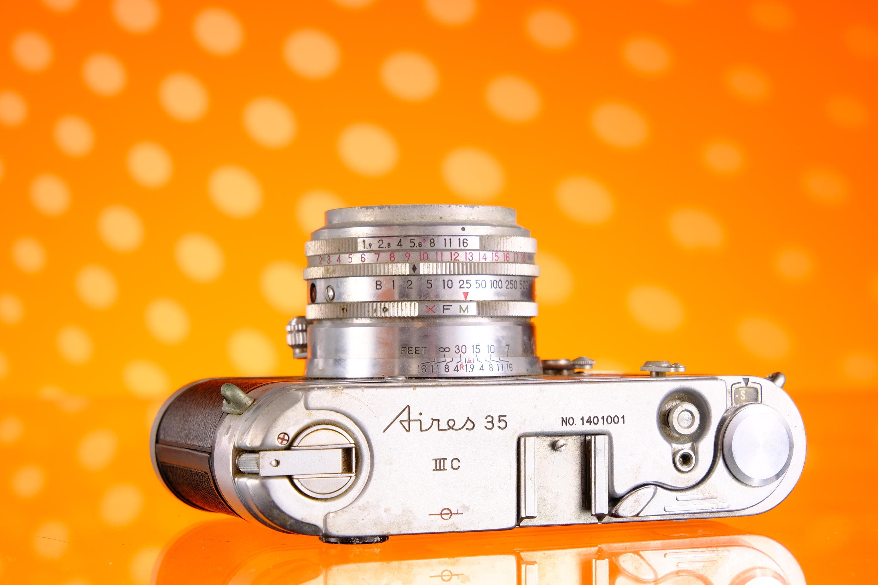 Aires 35 III 35 mm レンジファインダーフィルムカメラ + Coral 4.5 cm