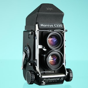 Mamiya C330 Professional S 6x6 moyen format TLR + objectif 80 mm f/2,8 point bleu