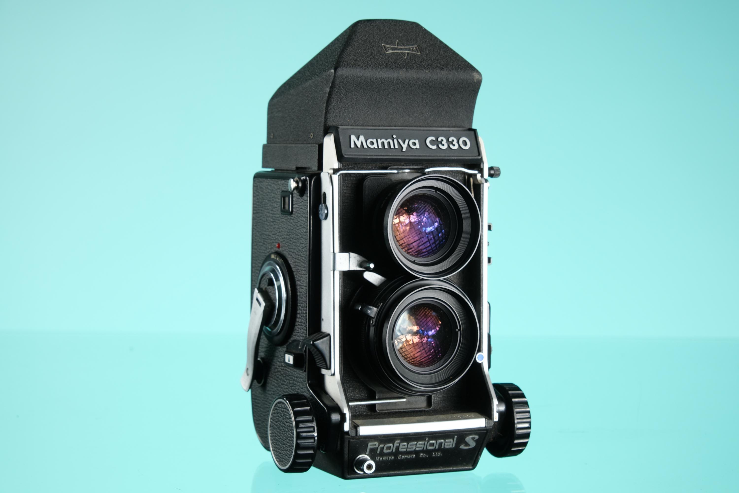 ★ MAMIYA C330 Professional The Mamiya C330 Professional: A Japanese Jewel · Lomography