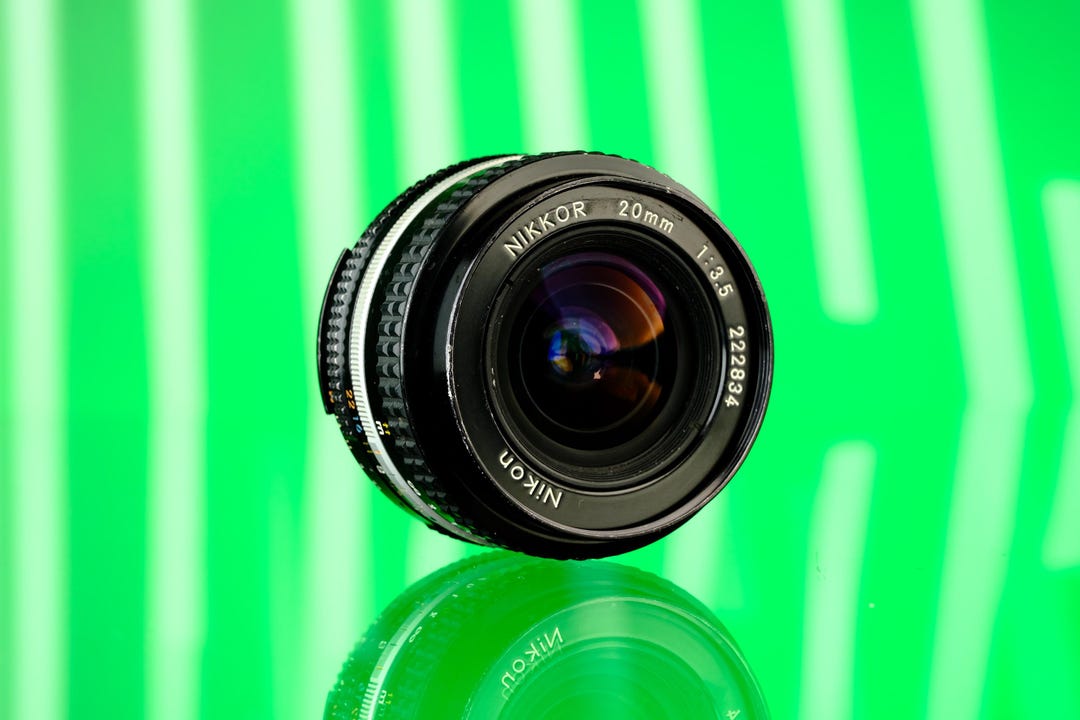 ニコン 20mm f/3.5 Ai-S 広角単焦点レンズ Fマウント - Etsy 日本