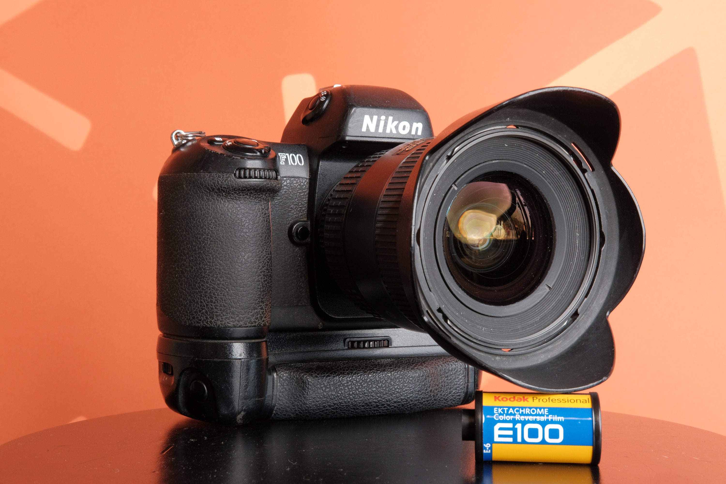 Nikon F100 35mm SLR Film Camera Zoom-nikkor 17-35mm F/2.8 AF - Etsy