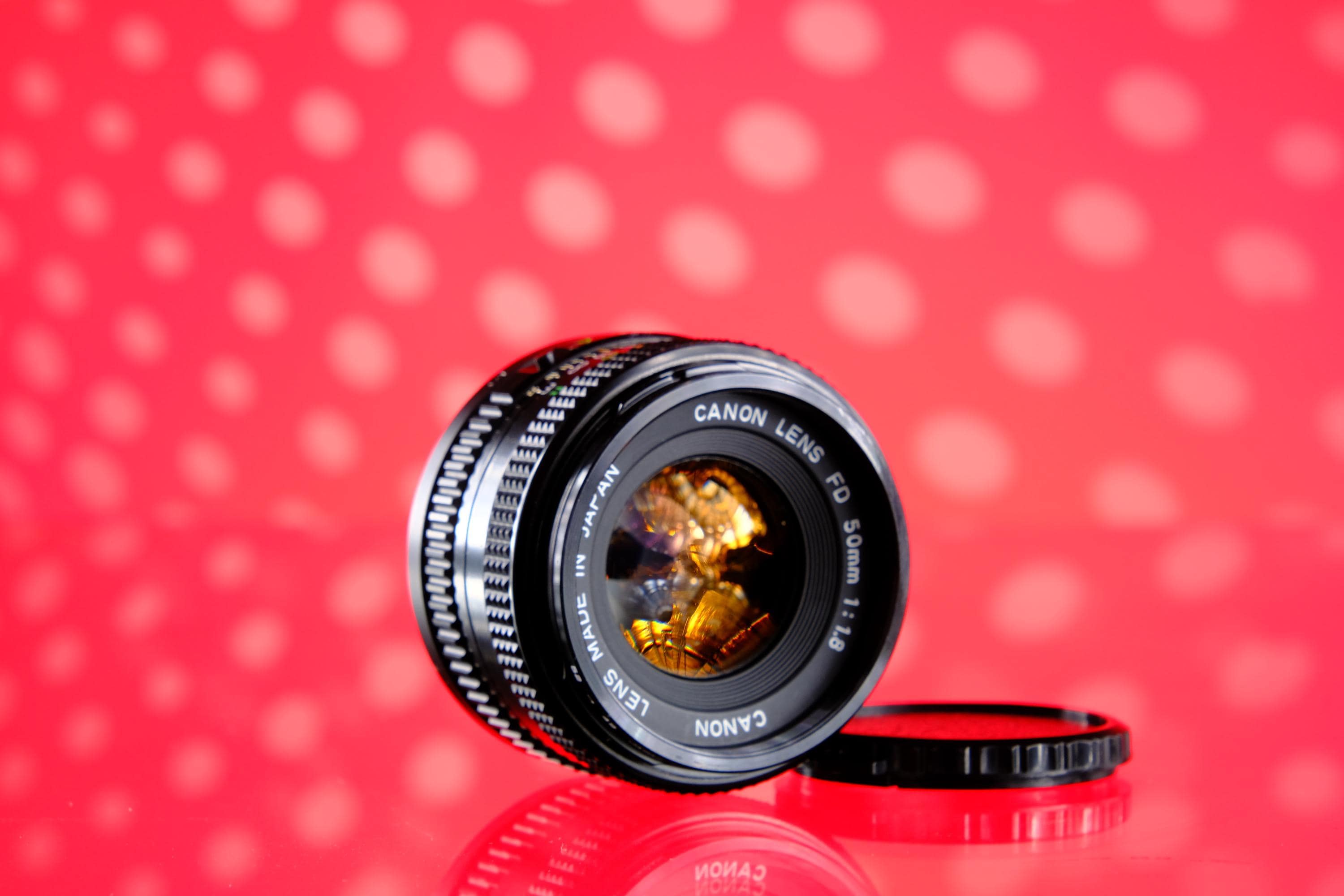 Canon - 【tanimotion】Canon 50mm 1.8 &amp; 24mm 2.8 Canon 24mm F2.8 vs 50mm F1.8 - YouTube