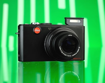 Leica D-Lux 3 10mp Digital Point and Shoot Camera