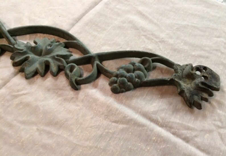 Vintage Cast Iron Door Window Topper Architectural Salvage Wall Decor Leaves Grapes Indoor Outdoor Cottage Garden image 2