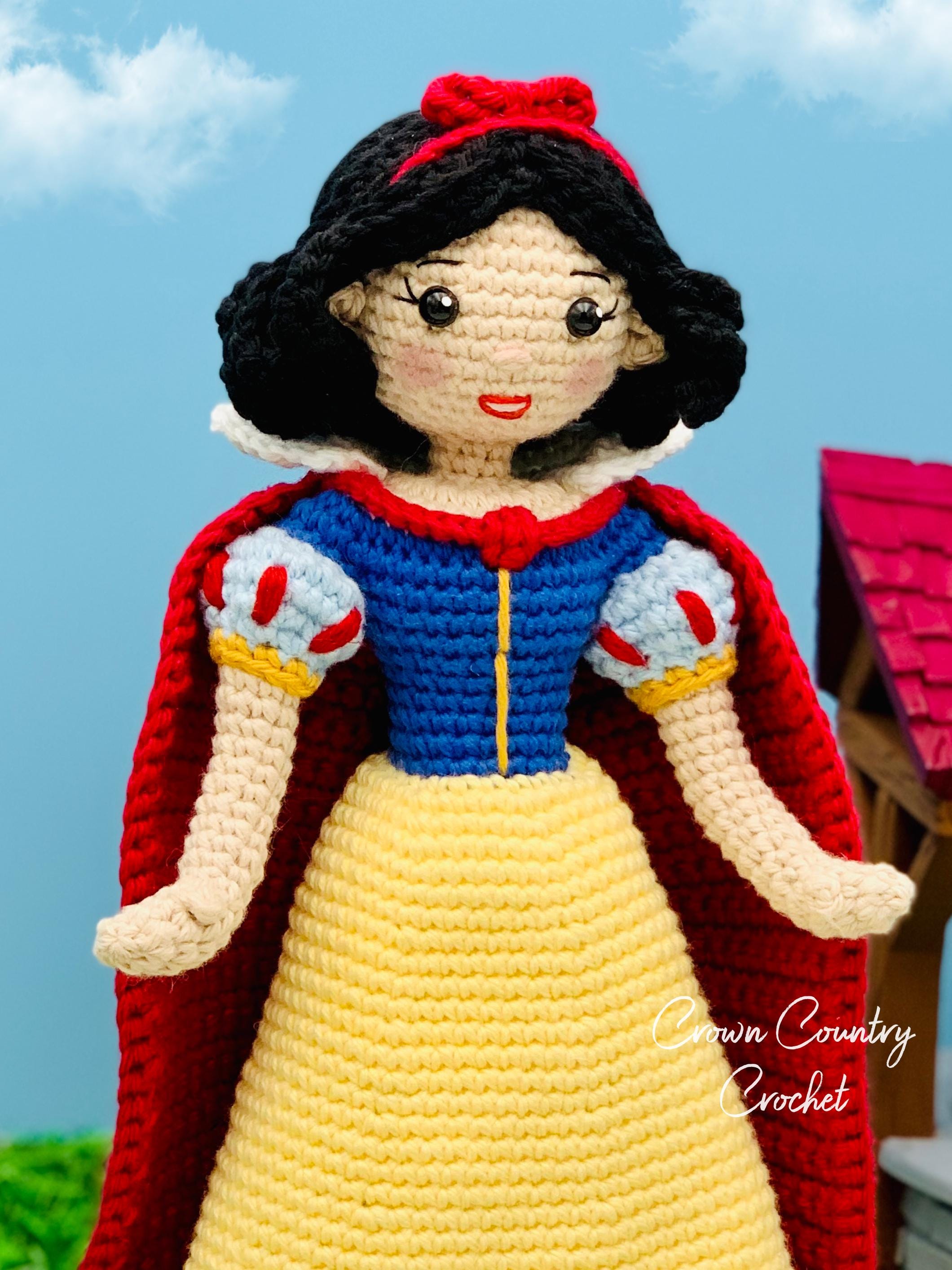 crochet snow white dress Crochet Snow White Dress Progress Update