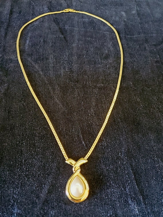 Vintage Monet Gold-Toned Herringbone Chain Neckla… - image 2