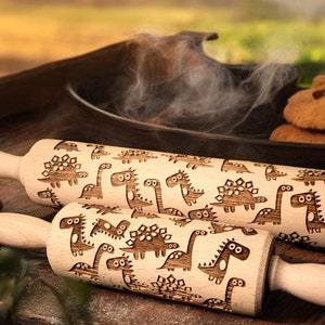Dino Embossed Rolling Pin: Handmade Beechwood Dinosaur Pattern