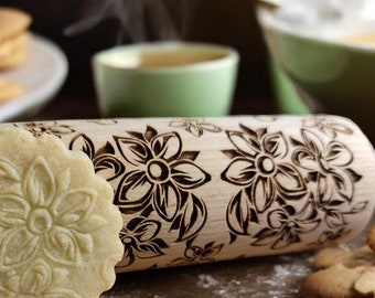 Rodillo de amasar con grabado floral: Rodillo para galletas de madera de haya en relieve