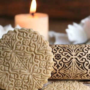 Royal Pattern 01 Engraved Beechwood Rolling Pin: Royal Pattern Embossed Cookie Roller