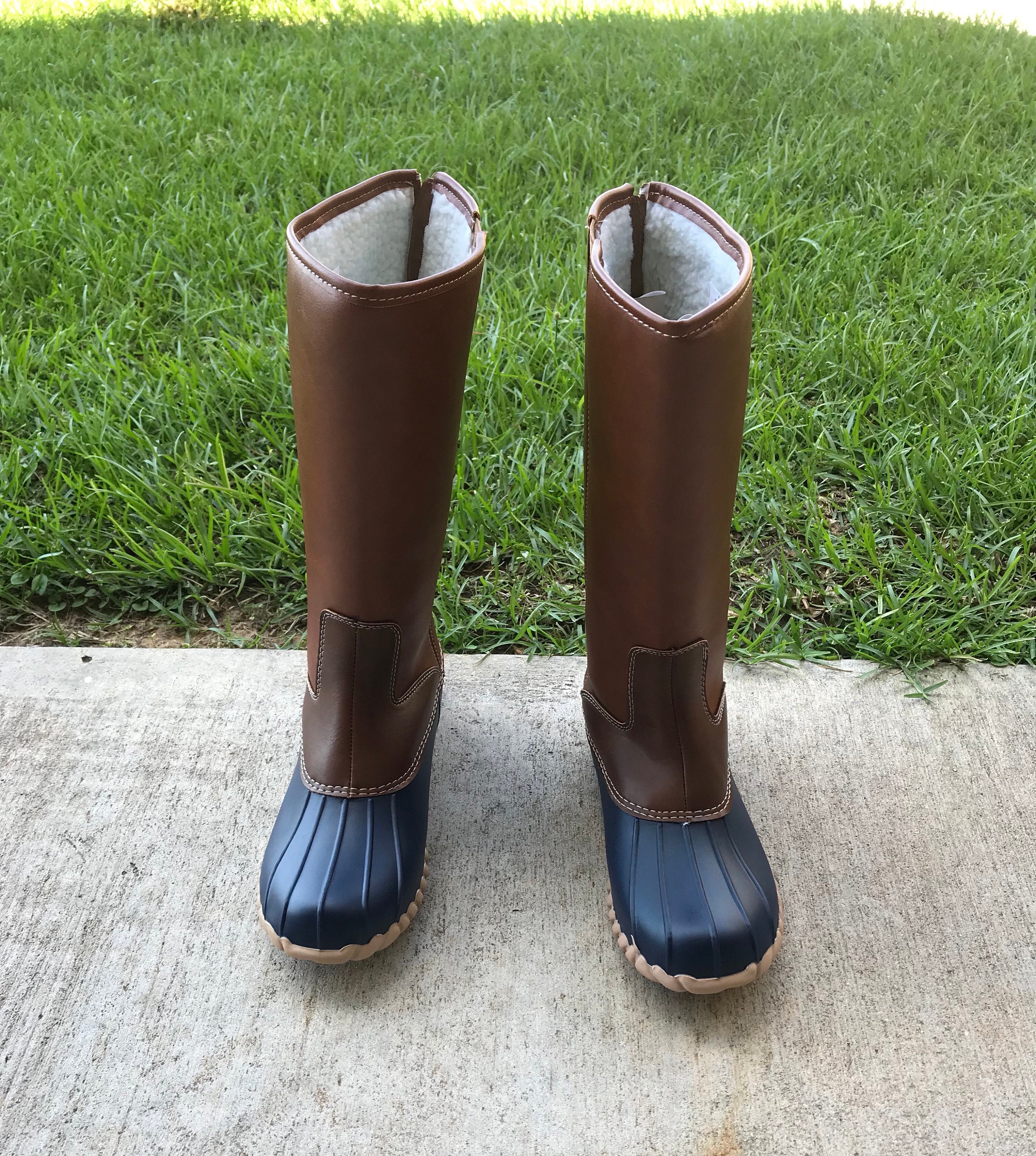 womens navy duck boots