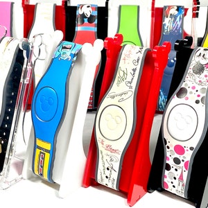 Disney Magic Bands Display Holder Stand | Acrylic | Choose a Color