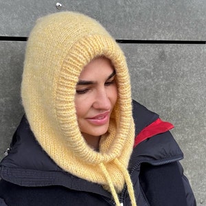Hand-Knitted Alpaca Blend Hood – Soft, Warm, and Stylish Winter Accessory – Cozy Balaclava for Women