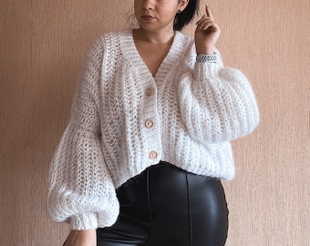 Chunky knit cardigan Mohair cardigan Cropped cardigan Ladies cardigan Crochet cardigan Oversized cardigan