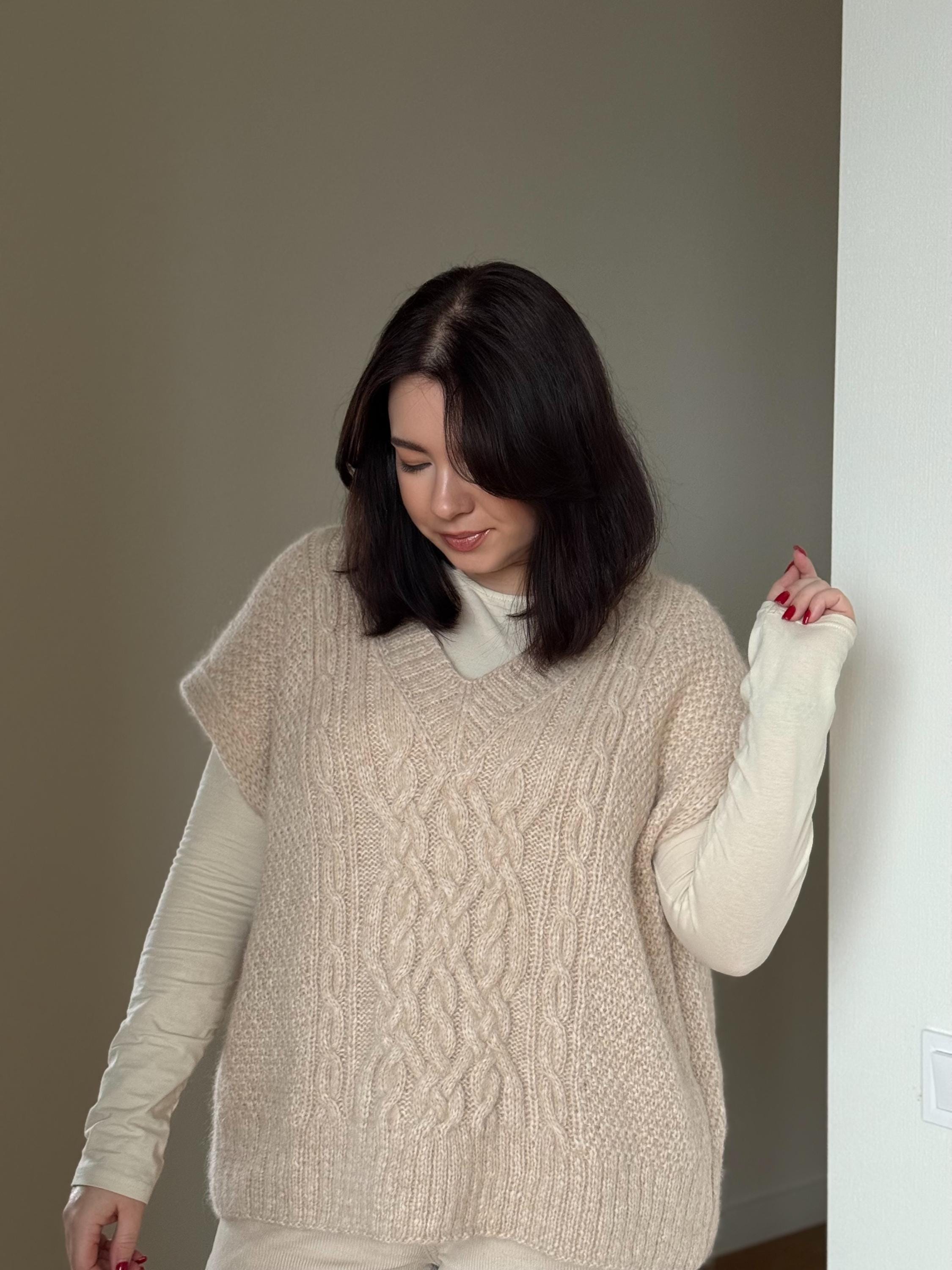Knit sweater vest