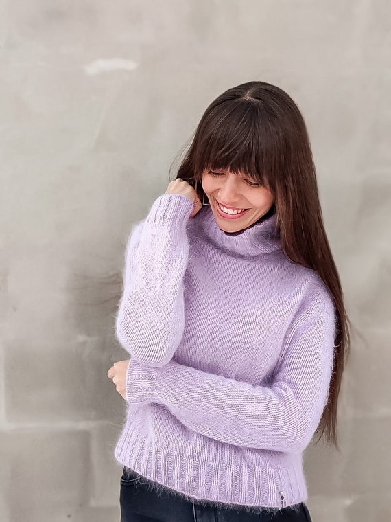 Lilac turtleneck sweater discount