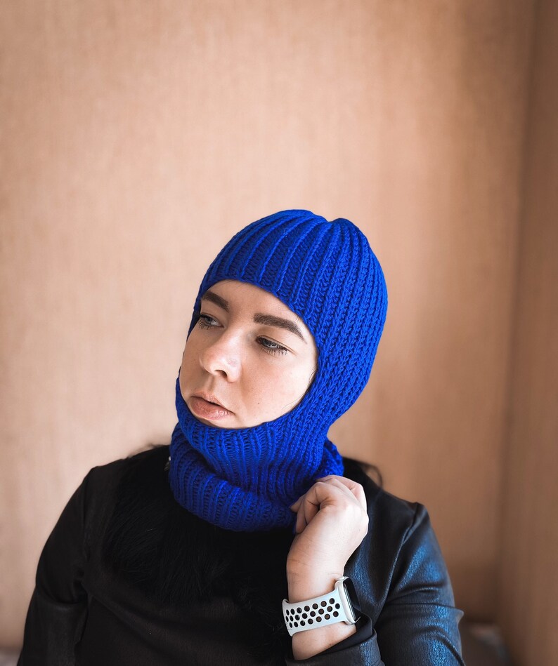 Stricken blaue Balaclava Damen Merino Wolle Balaclava Strick Haube Balaclava Hand gestrickt Ski Haube Ästhetische Kleidung Trendige Kleidung Bild 1