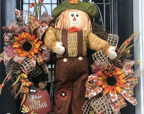 Xlarge Fall SCARECROW WREATH, Fall grapevine wreath, scarecrow burlap wreath