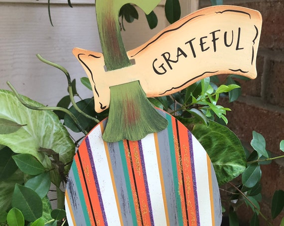 GRATEFUL Mini PUMPKIN Metal Sign, Fall pumpkin sign, Round Top Collection sign, fall decor, fall pumpkin yard art