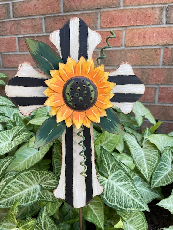 BLACK and WHITE Stripe Sunflower Cross Metal Sign, yard sunflower cross, Round Top Collection sign