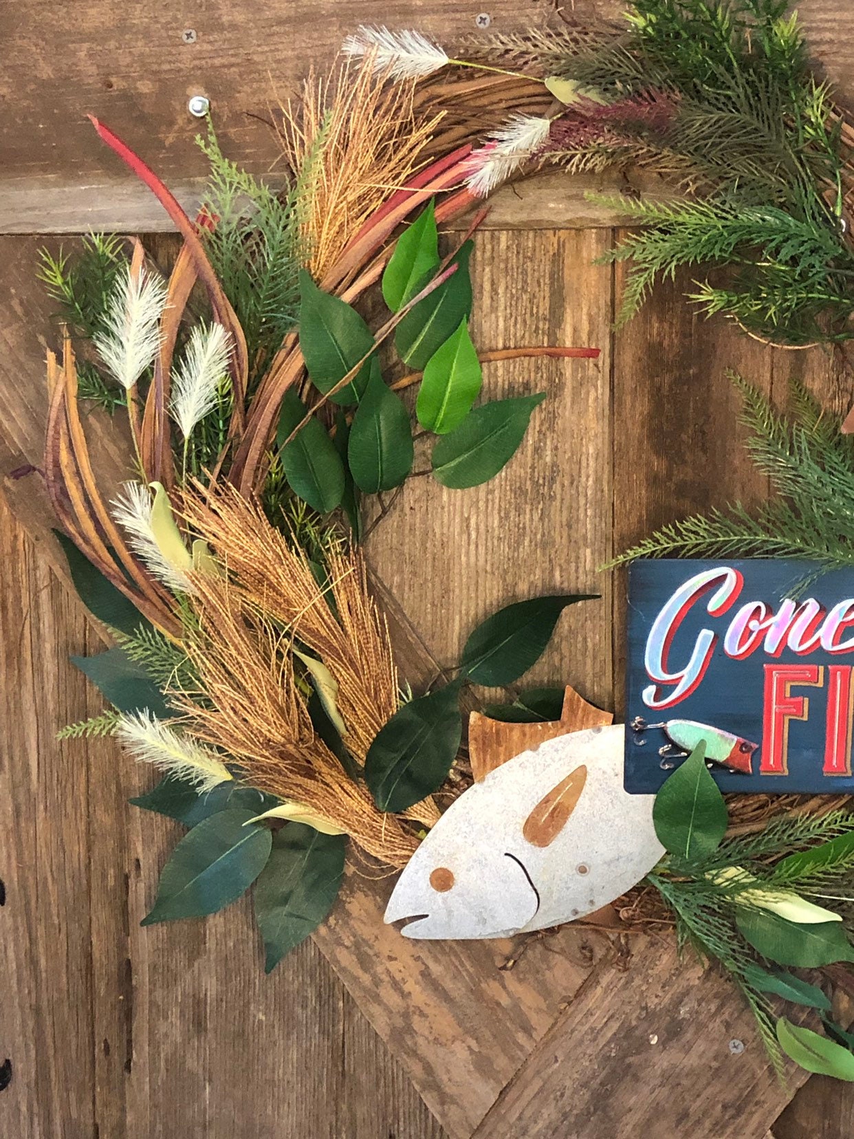 GONE FISHING Wreath, fishing wreath, fishing decor, man cave decor, lakehouse  wreath, guy gift, fish sign