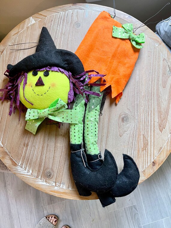 WITCH WREATH KIT, plush wreath kit, witch wreath, witch wreath parts, Halloween witch wreath signs