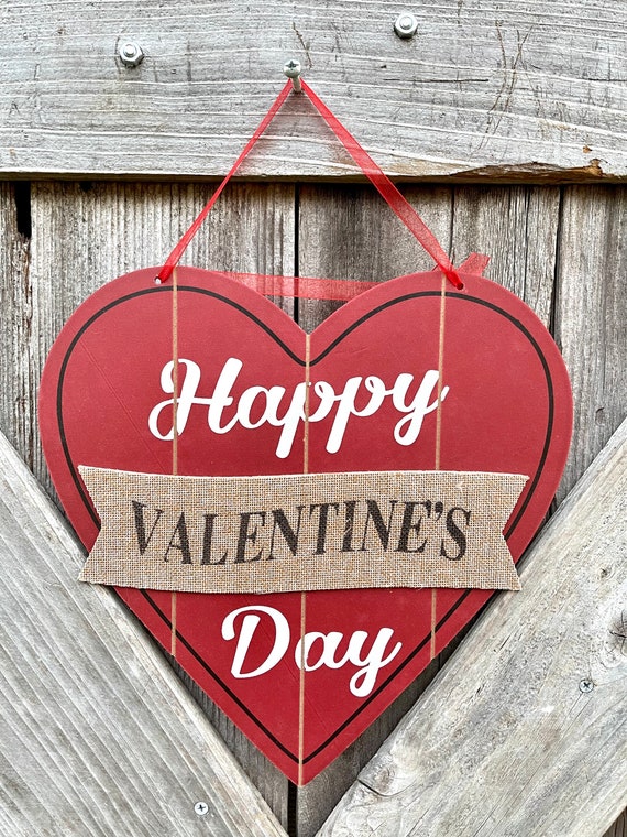 Red wooden burlap HEART Sign, valentine wall sign, heart sign, valentine heart decor, rustic heart sign
