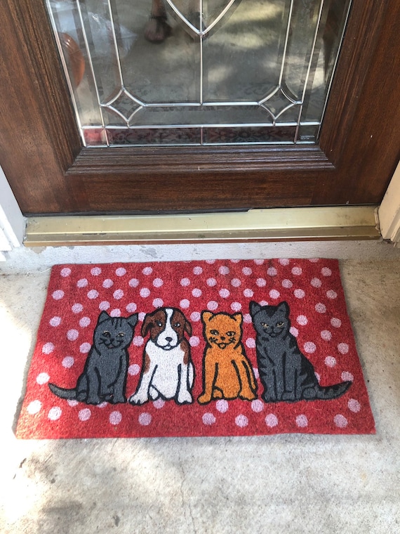 Dog and cat red straw outdoor mat, dog and cat decor, front doormat, straw animal door mat, dog cat rug