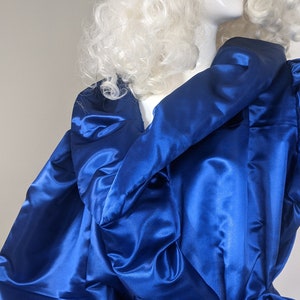 Large Collar Reveal Coat Drag Burlesque image 4