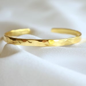 Pulseira gravada banhada a ouro 22K: pulseira personalizada escrita à mão