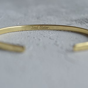 22K Gold Plated Engraved Bracelet, Personalized Bracelet Men, Women, Skinny, Narrow 3mm Engraved Bracelets, Gold Cuff, Customizable Gift zdjęcie 7