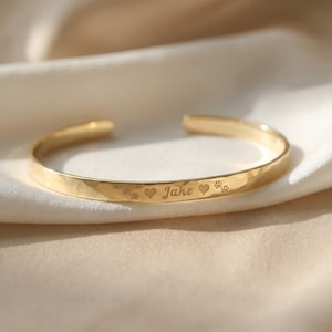 Pet Remembrance Gold Bracelet, Paw Print