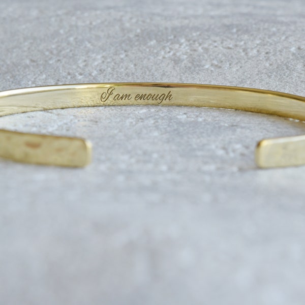 Bracelet JE SUIS ASSEZ, bracelet plaqué or 22 carats, mantra « Je suis assez », affirmation de soi, bijoux inspirants, manchette motivante, intrépide, pouvoir