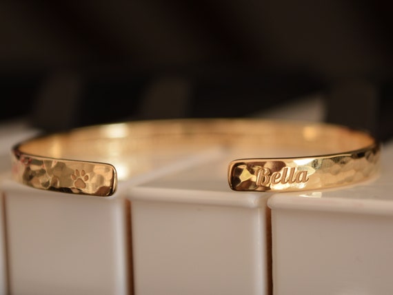 Buy Memoir Gold Plated Brass OM Engraved Bracelet (Men and Women) Online at  Best Prices in India - JioMart.